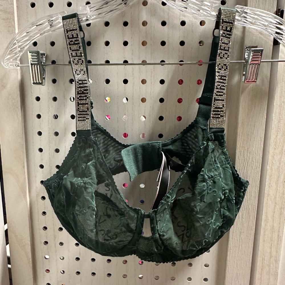 Victoria's Secret Very Sexy Unlined Demi Shine Strap 36DD